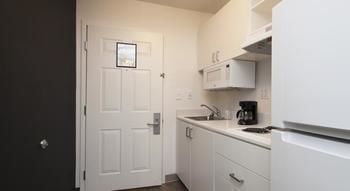 Crestwood Suites Of Newport News Exterior foto